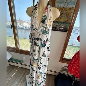 L'atiste Halter Jumpsuit Sz Med Floral White Open Back Resort
Coastal EUC